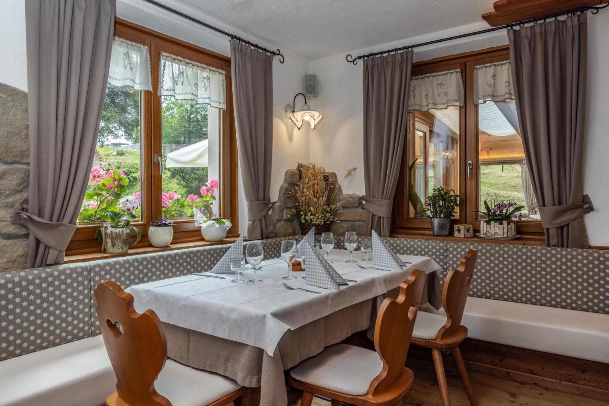 Rifugio La Montanara Villa Molveno Bagian luar foto